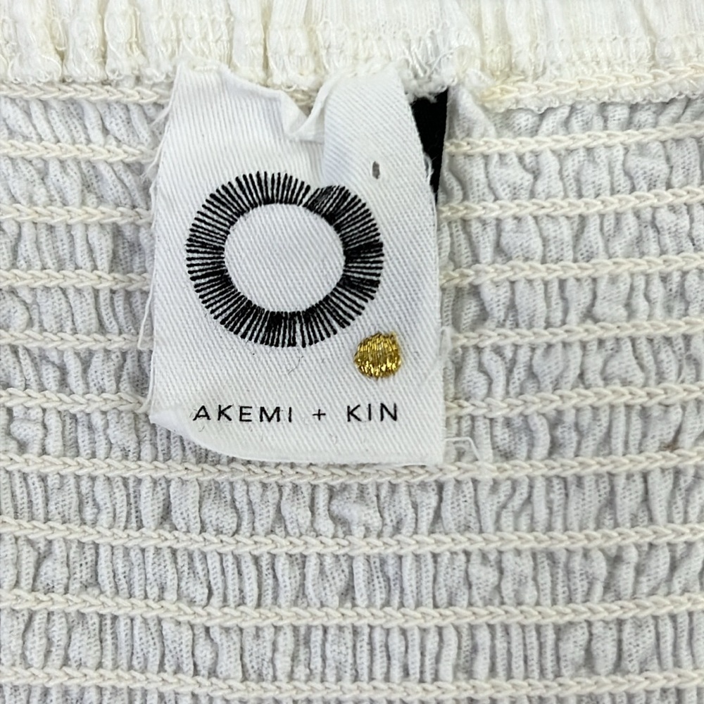 SOLD IN STORE Akemi + Kin Boho Crotchet Detailed Tank Top Size Medium - Picture 6 of 13